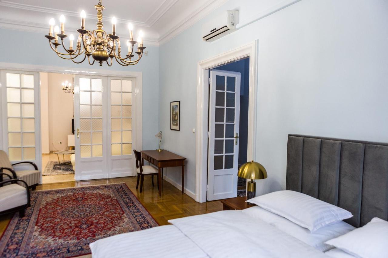 Luxury Downtown 3 Bedroom Apartment By Synagoge With Beautiful View Budapest Exterior photo