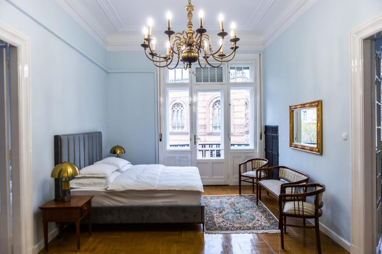 Luxury Downtown 3 Bedroom Apartment By Synagoge With Beautiful View Budapest Exterior photo
