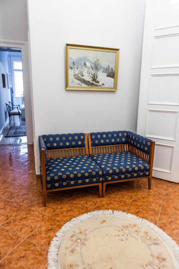 Luxury Downtown 3 Bedroom Apartment By Synagoge With Beautiful View Budapest Exterior photo