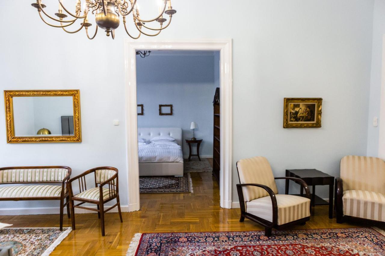 Luxury Downtown 3 Bedroom Apartment By Synagoge With Beautiful View Budapest Exterior photo